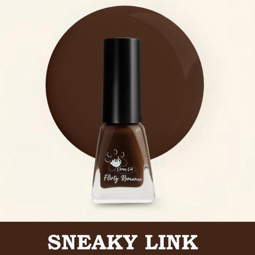  Sneaky Link Nailpaint