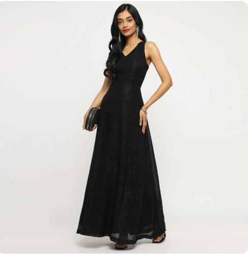 Black Sleeveless Shimmer Gown