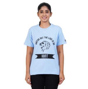 Crew Neck Women lion is on hunt Tshirt