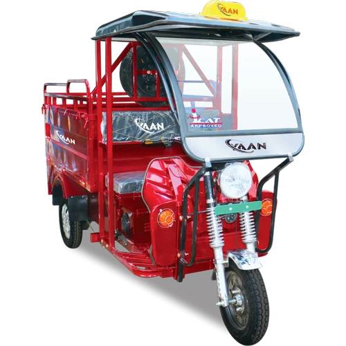 Red Yaan E Rickshaw Loader