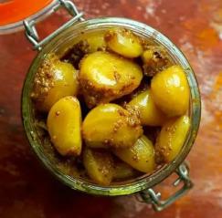 Pahadi Garlic Pickle 200gm