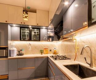 KITCHEN - Laminated - Veneer - Acrylic - Lacquered - Lacquered Glass