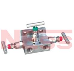 NEEDLE VALVES & MANIFOLDS - 3 VALVE MANIFOLD - M3D