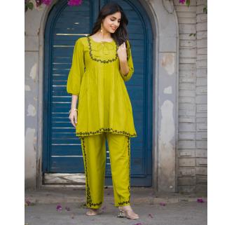 Women Rayon Comfortable and Stylish Kurta & Palazzo Set-ROZELLA