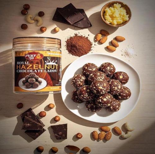 Healthy Chocolate Dates Laddoos | Hazelnut Dry Fruit Ladoo
