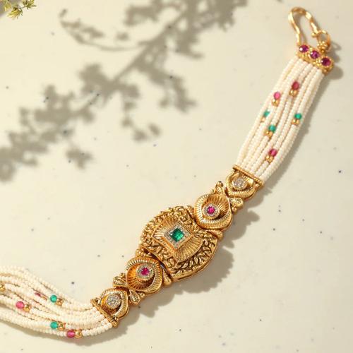 BEADED CHAIN BRACELET WITH GEMSTONE MOTIF