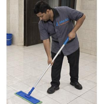 Cleaning tiles