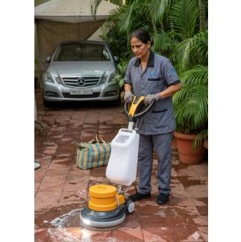 Scrubbing Polish