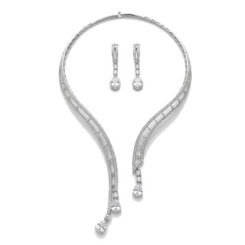 Zarini's Elegant Drop Crystal Necklace Set