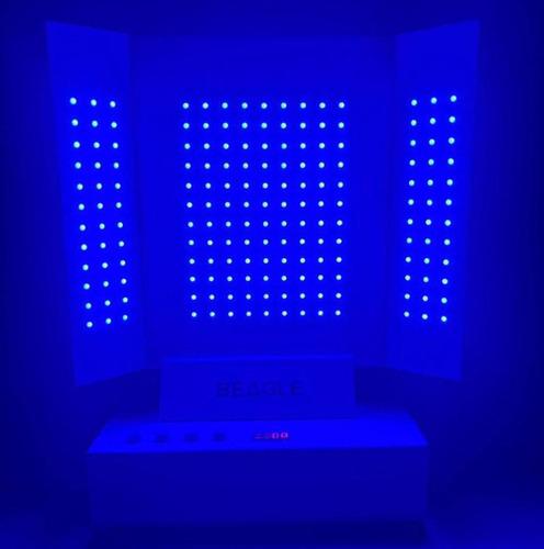 BEAGLE LUMI  Professional LED Light Therapy System