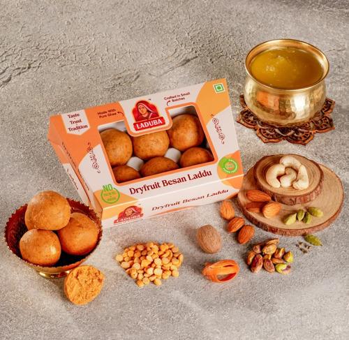 Dryfruit Besan Laddu