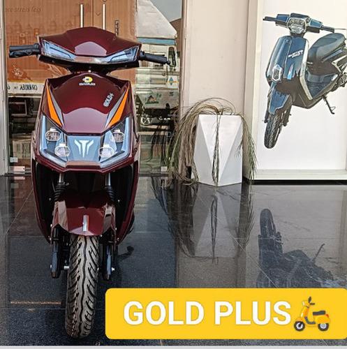 GOLD PLUS Electric Scooters