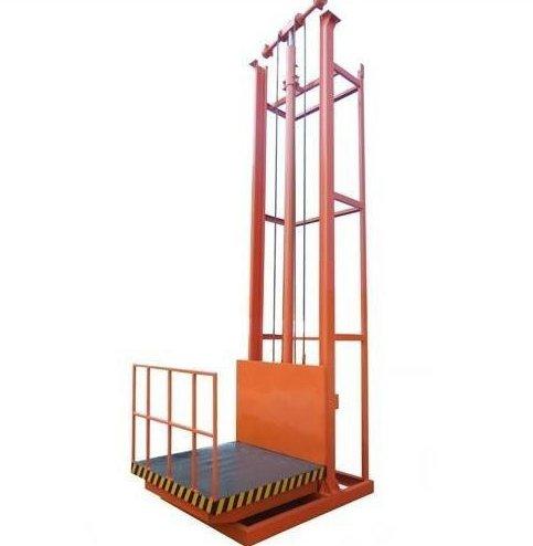 Hydraulic Goods Lift 