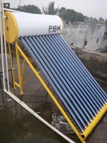 Solar hot water tanks