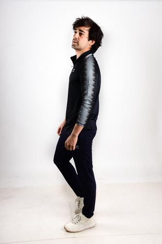 Long sleeve printed t-shirt