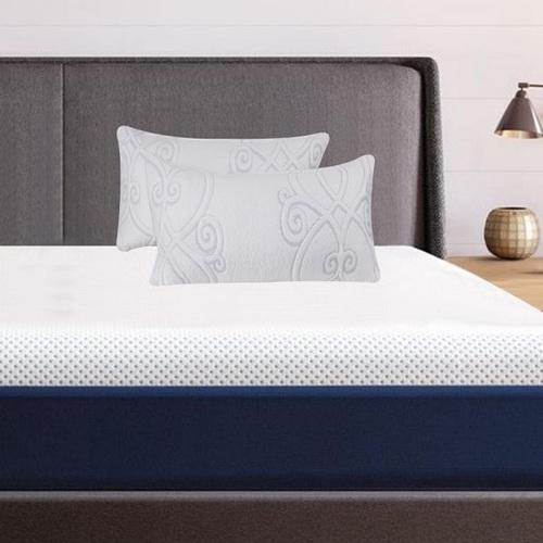  HOLLO CONGUCATED FIBRE PILLOW WITH SOFT KNITTED COVER , PURPLE COLOR WITH ZIP