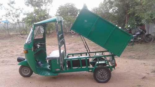 Battery Operated E-Rickshaw Loader