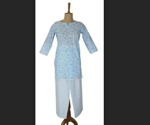 LOUNGEWEAR