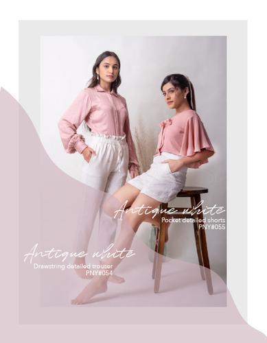 Antique white pocket detailed shorts