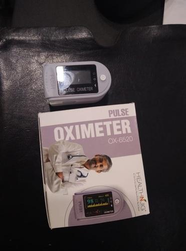 Pulse oximeter