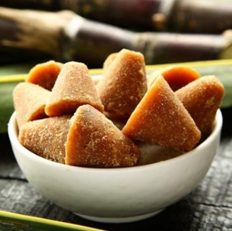 Solid Golden Brown Jaggery