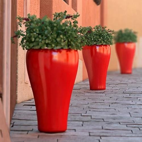Stilletto Sine Fibreglass Planter