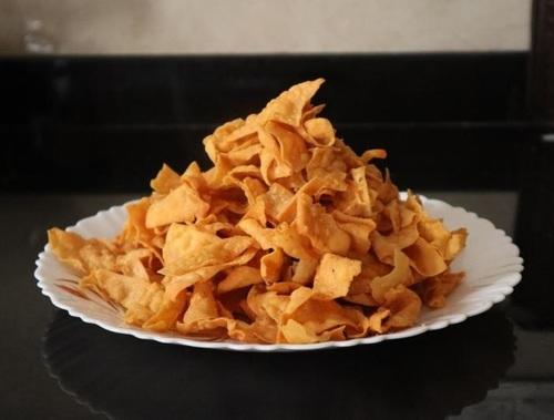 Tikha Papdi (namkeen)