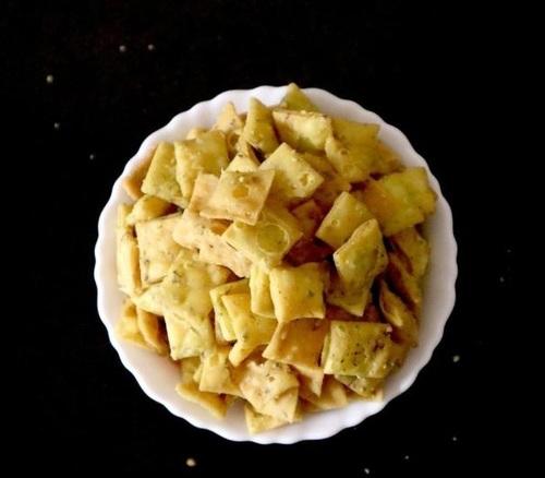 Methi Bites (namkeen)