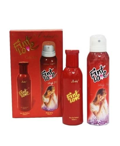 FIRST LOVE GIFT SET