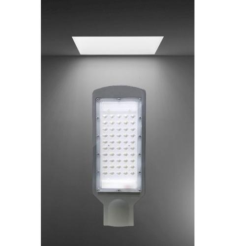 STREET LIGHT