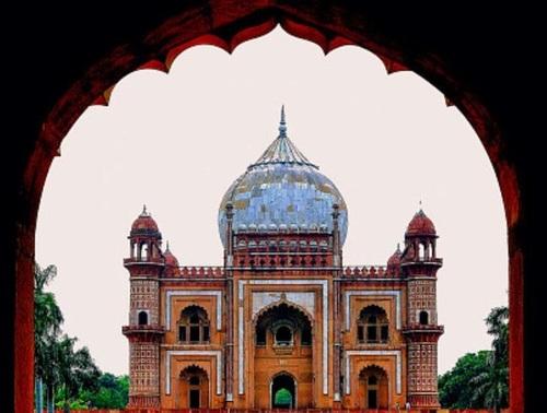 Safdurjung Tomb