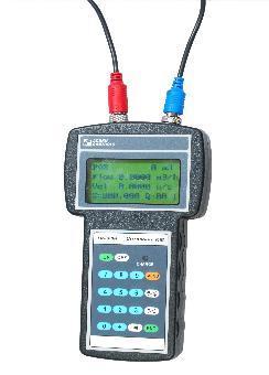 Portable ultrasonic flow meter
