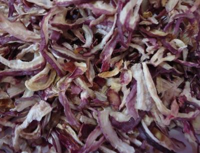 Dehydrated Pink Onion Flakes