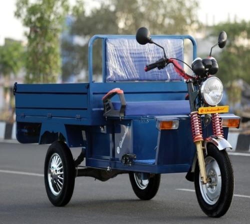 ELECTRIC OR BATTERY OPERATED RICKSAW