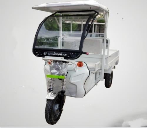 ELECTRIC OR BATTERY OPERATED RICKSAW