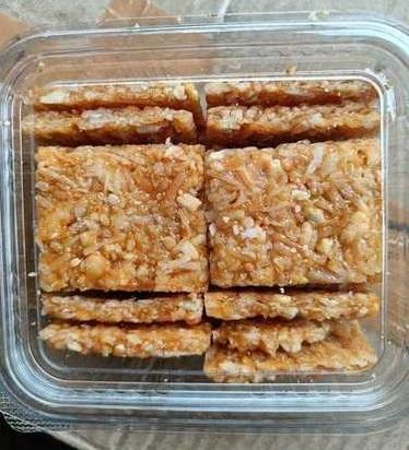 Coconut Chikki