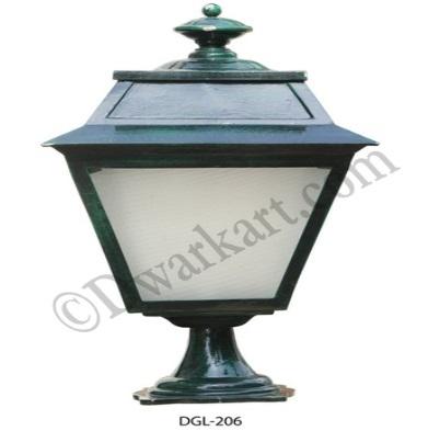 Christy Cast Iron Gate Light