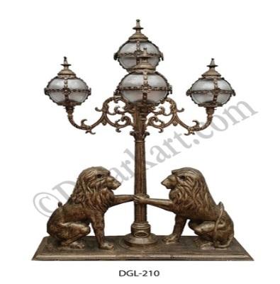Kingswood Cast Iron Gate Light