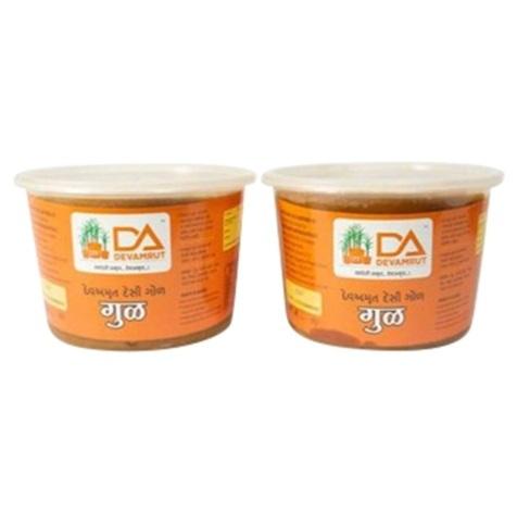 Jaggery Gul Jar Packing