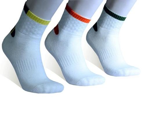 WHITE COLLAR WILL SPORTS SOCKS