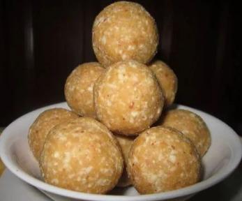 Shengadana Laddoo