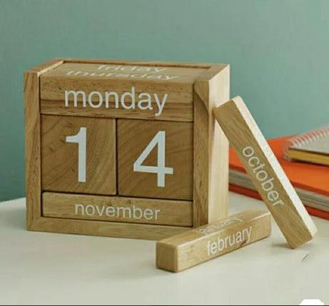 Wooden Calender 