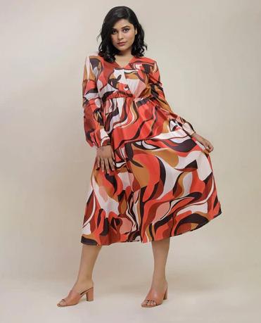 BURNT ORANGE TIERED MIDI DRESS