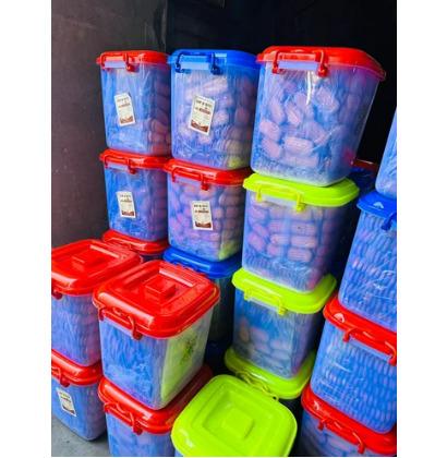 Container Atta Biscuits