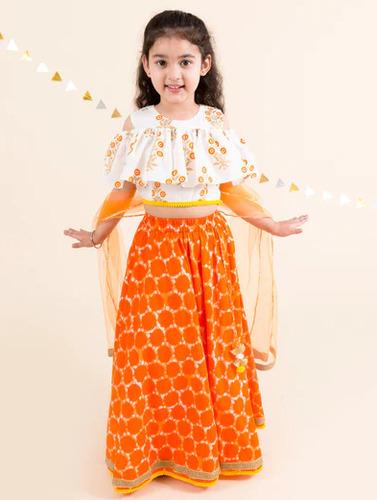L-ORANGEWHITEFLOWER