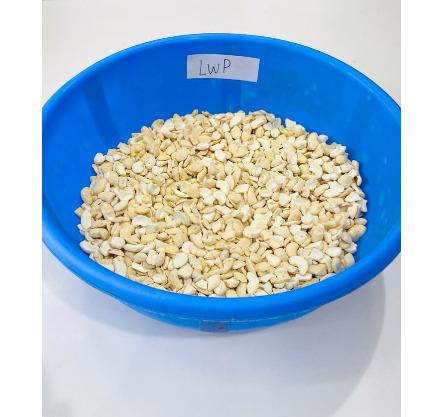LWP Split Cashew Nut