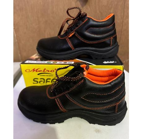 Safety Shoes (Make - Samrat)