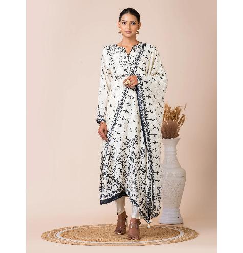 Black and White Nature Print Kurta Set with Handwork by Sarso