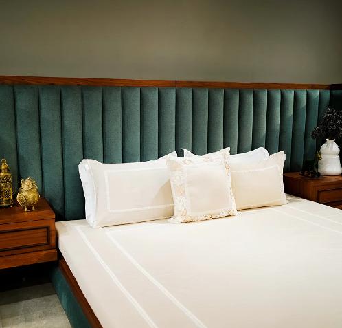 Champagne Charm Trimmed Bliss 300 TC|500 TC Designer Bed Sheet