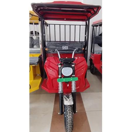Battery Operated Passenger E-Rickshaw